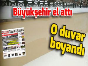 ...Ve o duvar boyandı...