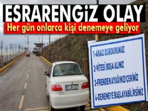 Her gün onlarca vatandaş otomobilinin kendi kendine gidişine tanıklık ediyor