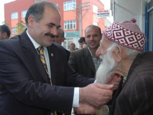 Aksak: Peygamber Efendimiz en büyük örneğimizdir...