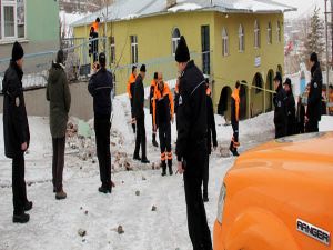 Erzurum'da kalorifer kazanı patladı... Facianın eşiğinden dönüldü...