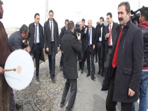 Efkan Ala'ya Erzurum'da coşkulu karşılama...