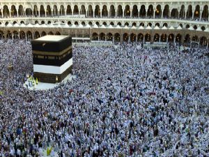 FETÖ'ye bir tokat da Kabe İmamı'ndan!