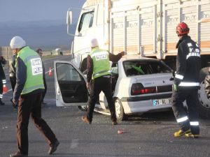 Erzurum'da feci kaza: 5 askeri personel yaralandı...