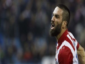 Arda Turan o takımla anlaştı...