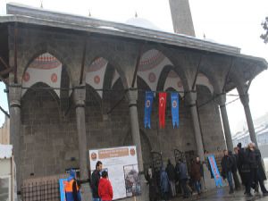 Narmanlı Camii ibadete açıldı...