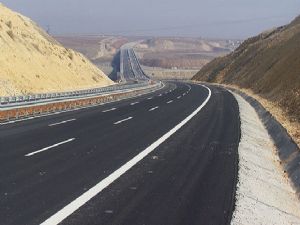 Erzurum-Bingöl karayolu ulaşıma kapanacak...