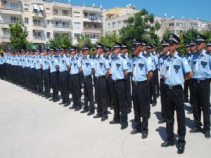 Emniyet 3 bin 300 kişilik kadro açtı... En çok başvuru metropollerden