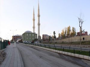 Büyükşehir'den Çat ilçesinde hummalı çalışma